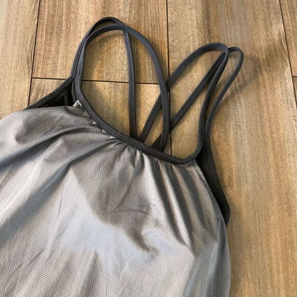Athleta Grey Built in Bra Athletic Tank Top Women Small‎ - Picture 2 of 5